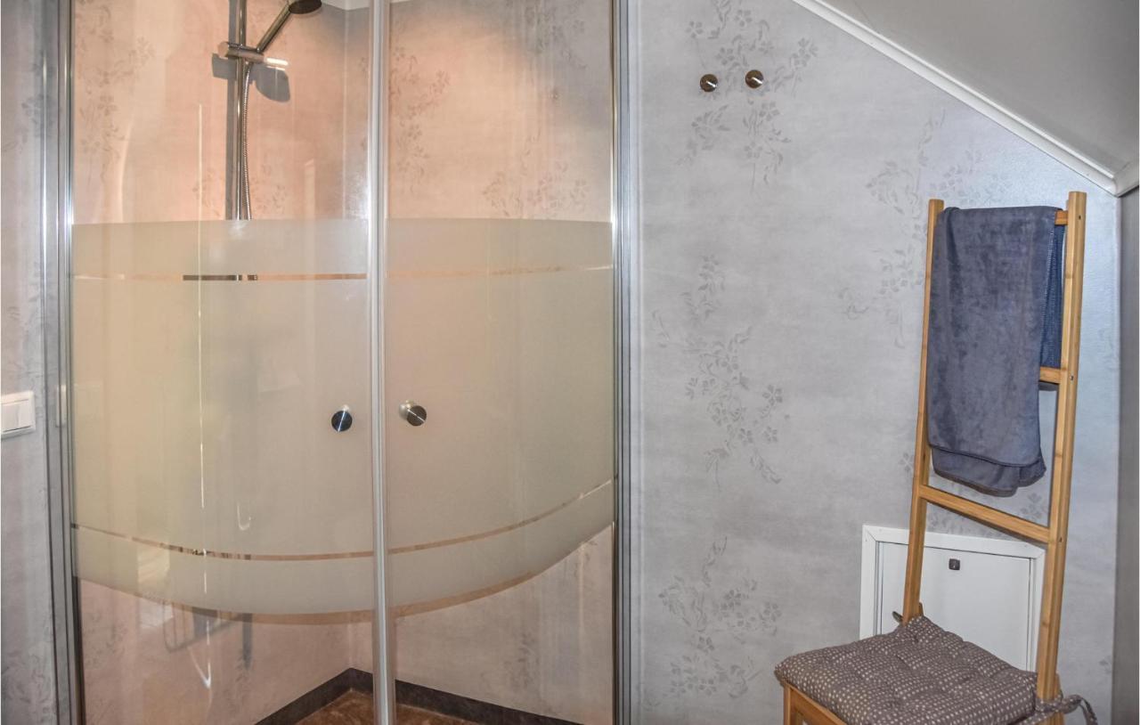2 Bedroom Cozy Apartment In Arjaeng Zewnętrze zdjęcie